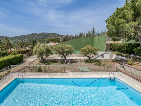 Estupenda casa en venta en Cavall Bernat
