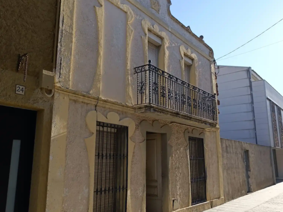 Casa per reformar en el centre del poble