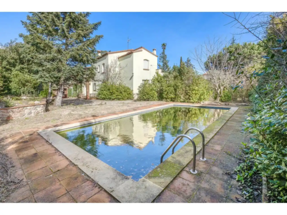 Casa en venta en Verge de Montserrat